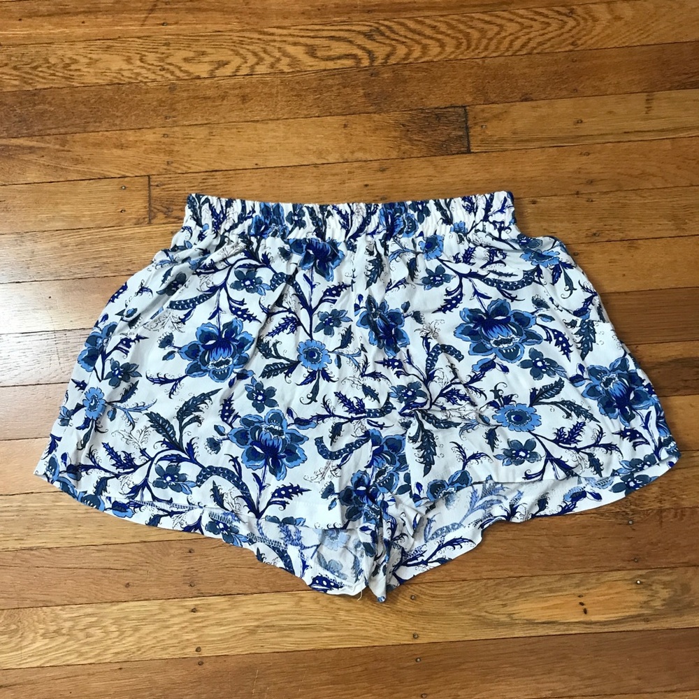 Cute floral patterned shorts